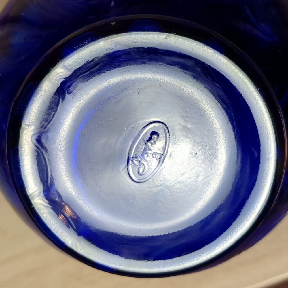 Fenton Cobalt Blue Dot Pitcher with Raised Swirl Handle - Picture 8 of 13